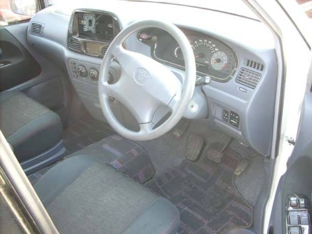 1999 Toyota Lite Ace Noah