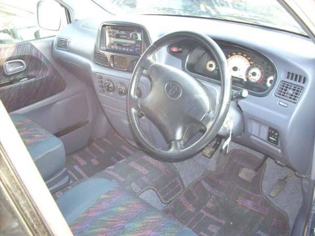 1999 Toyota Lite Ace Noah