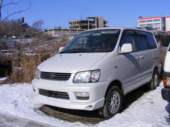 1999 Toyota Lite Ace Noah