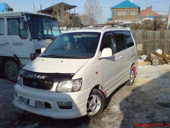 Toyota Lite Ace Noah