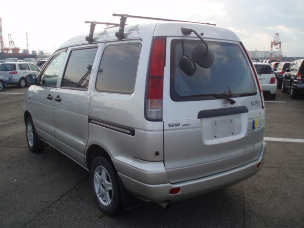 1999 Toyota Lite Ace Noah