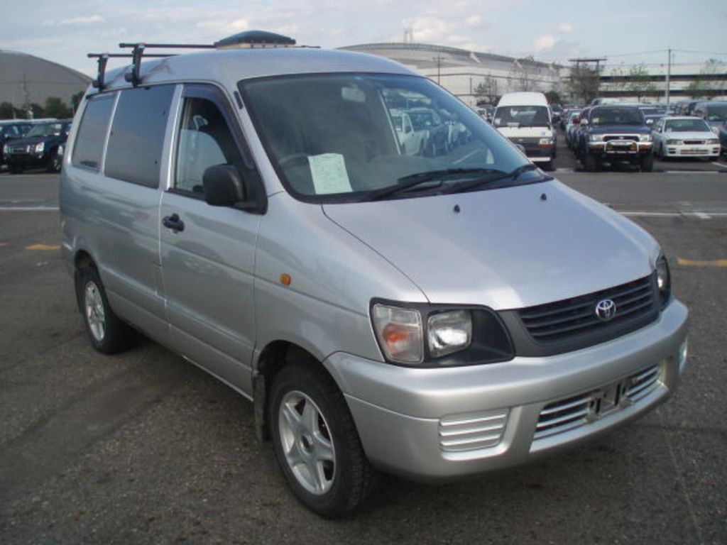 1999 Toyota Lite Ace Noah