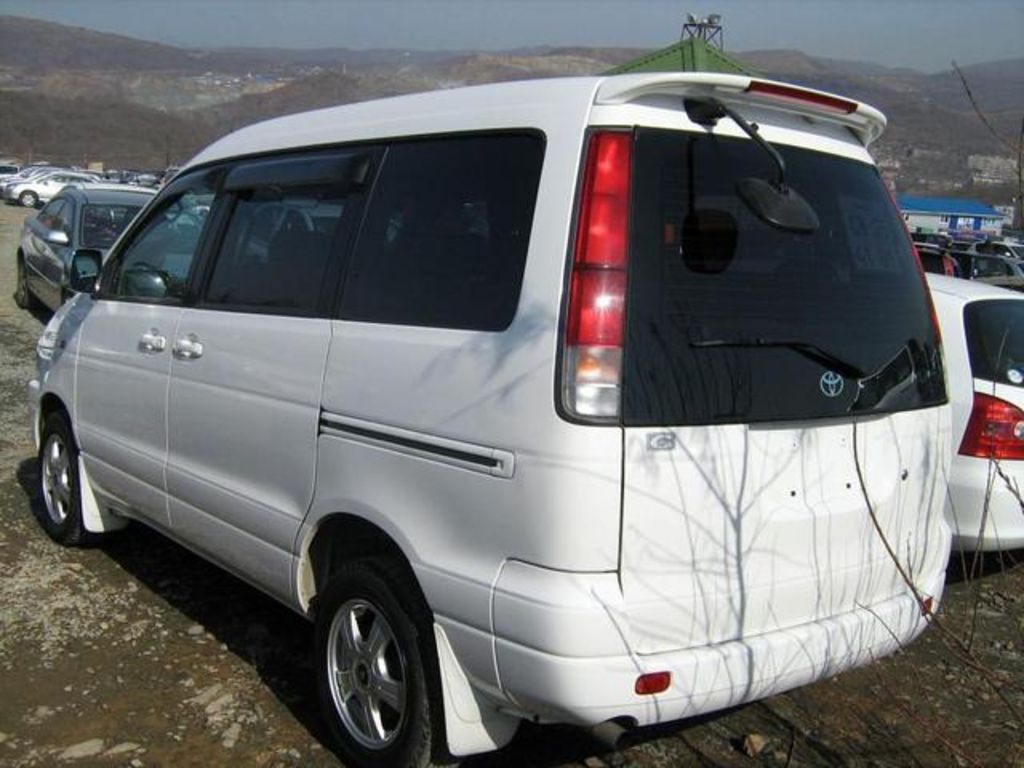 1999 Toyota Lite Ace Noah