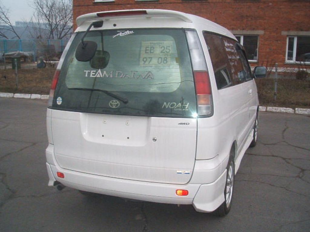 1999 Toyota Lite Ace Noah