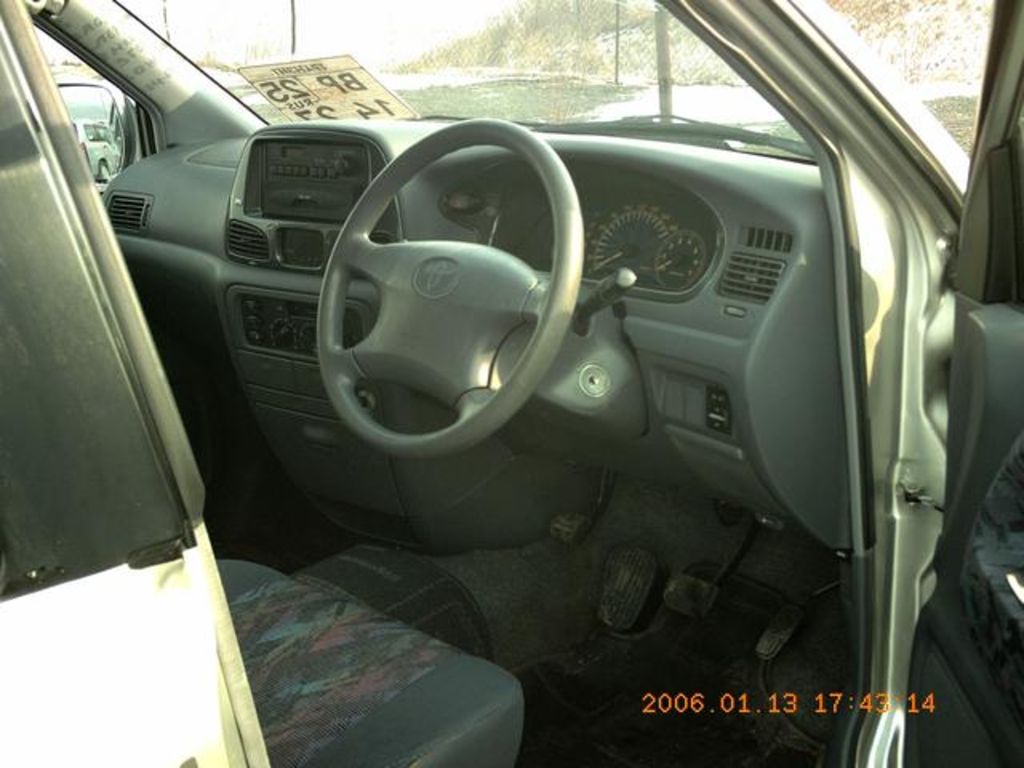 1999 Toyota Lite Ace Noah