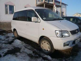 1999 Toyota Lite Ace Noah Photos