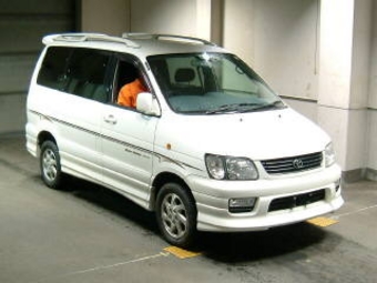 2000 Toyota Lite Ace Noah