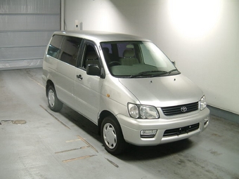 2000 Toyota Lite Ace Noah