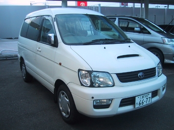 2000 Toyota Lite Ace Noah