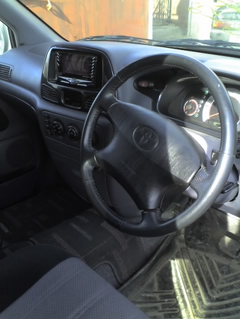 Toyota Lite Ace Noah