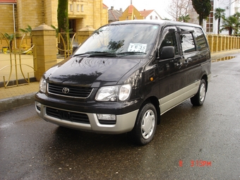 2000 Toyota Lite Ace Noah