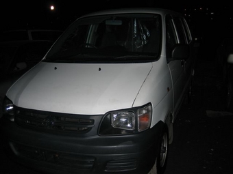 2000 Toyota Lite Ace Noah