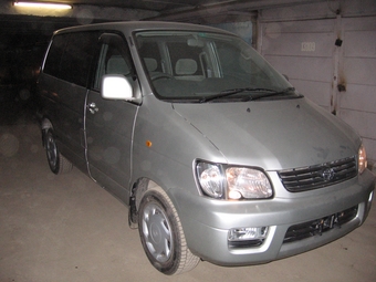 Toyota Lite Ace Noah