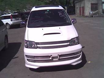 2000 Toyota Lite Ace Noah