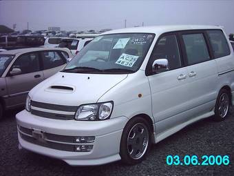 2000 Toyota Lite Ace Noah