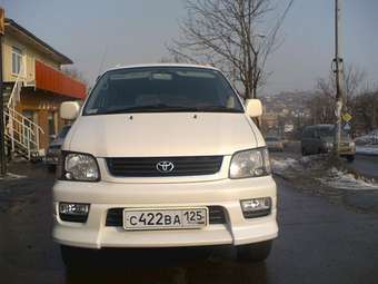 Toyota Lite Ace Noah
