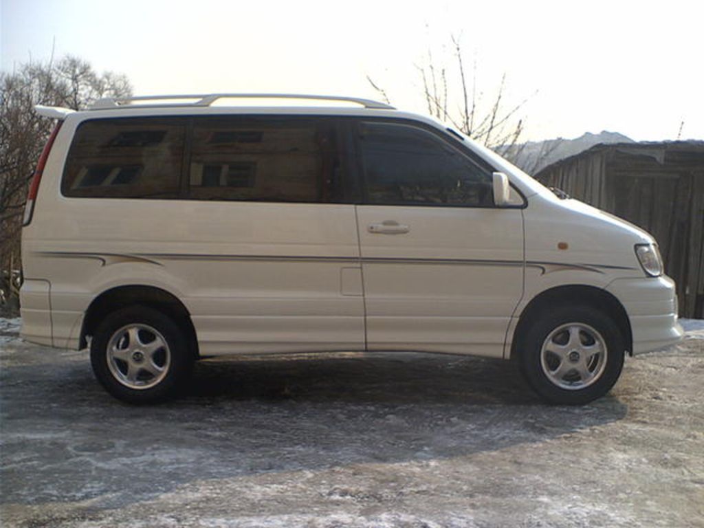 2000 Toyota Lite Ace Noah