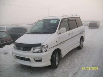 2000 Toyota Lite Ace Noah