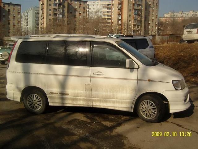 2000 Toyota Lite Ace Noah