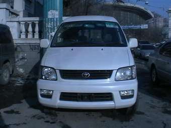 2000 Toyota Lite Ace Noah