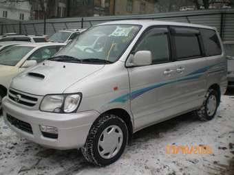 2000 Toyota Lite Ace Noah