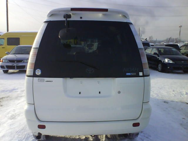 2000 Toyota Lite Ace Noah
