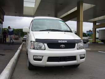 2000 Toyota Lite Ace Noah