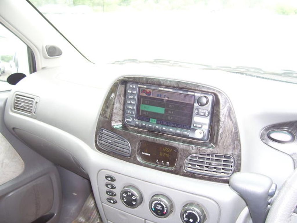2000 Toyota Lite Ace Noah