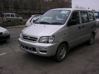 2000 Toyota Lite Ace Noah Pictures