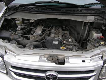 2000 Toyota Lite Ace Noah Photos