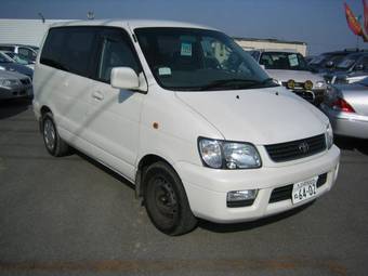 2000 Toyota Lite Ace Noah Photos