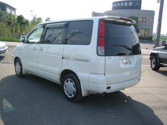 2000 Toyota Lite Ace Noah Photos