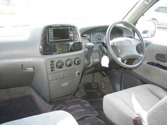 2000 Toyota Lite Ace Noah Pictures