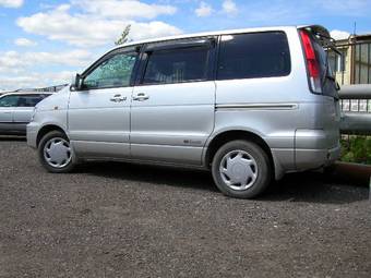 2000 Toyota Lite Ace Noah Pictures