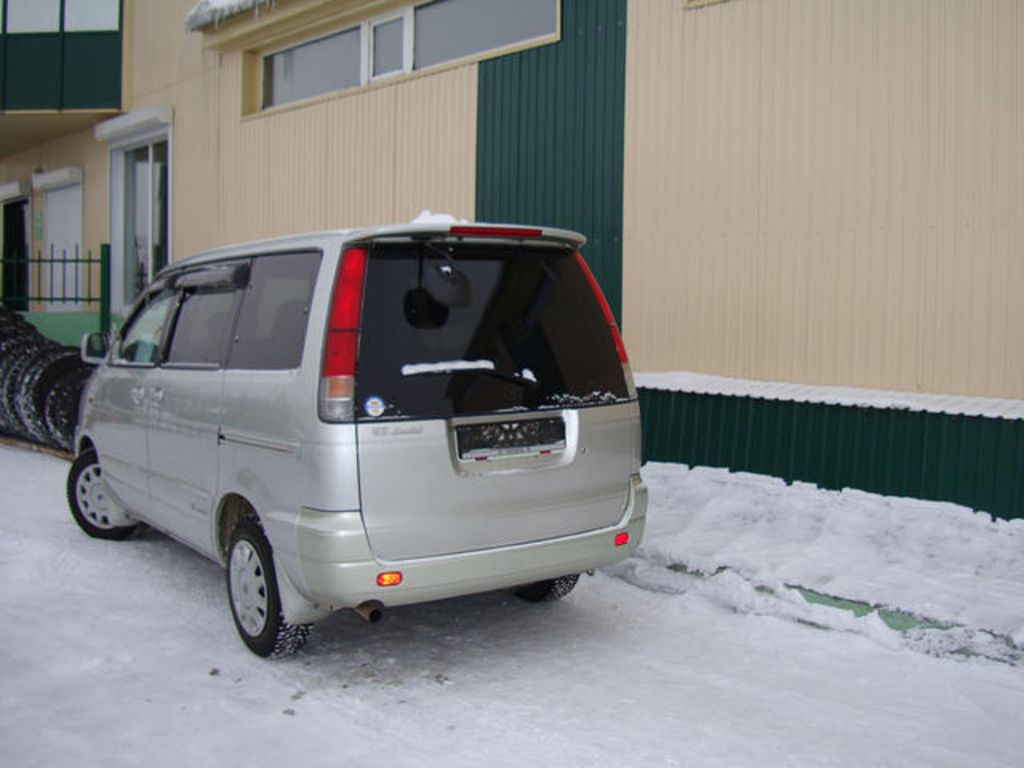 2001 Toyota Lite Ace Noah