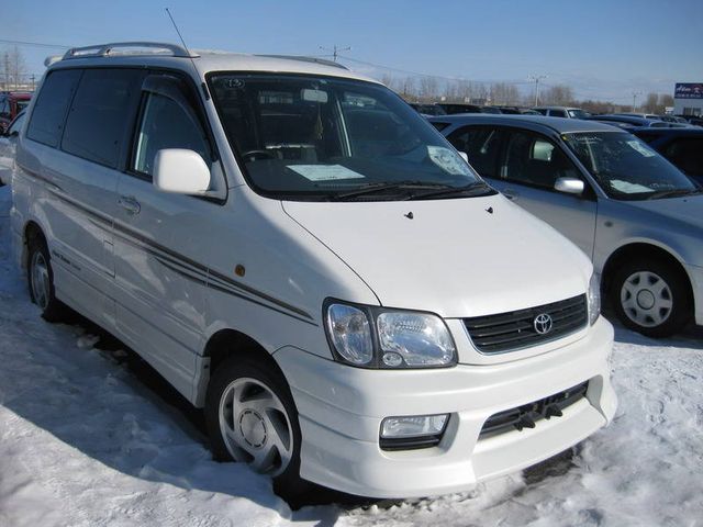 2001 Toyota Lite Ace Noah