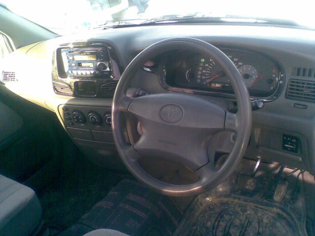 2001 Toyota Lite Ace Noah