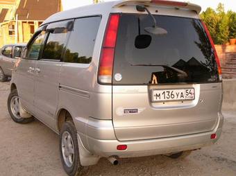 2001 Toyota Lite Ace Noah Pictures