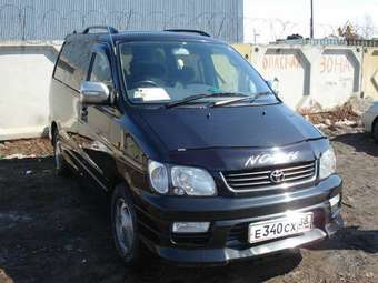 2001 Toyota Lite Ace Noah Photos