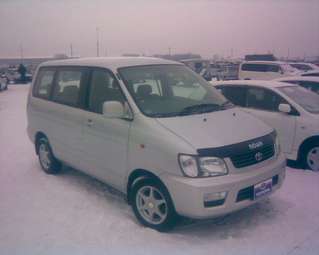2001 Toyota Lite Ace Noah Pictures