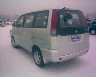 2001 Toyota Lite Ace Noah Pics