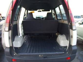 2003 Toyota Lite Ace Noah Pictures