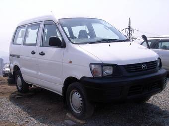 2005 Toyota Lite Ace Noah Pictures