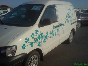 2002 Toyota Lite Ace Van Pics