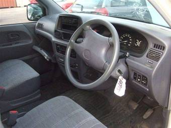 2003 Toyota Lite Ace Van Pictures