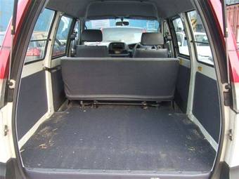 2003 Toyota Lite Ace Van Pics