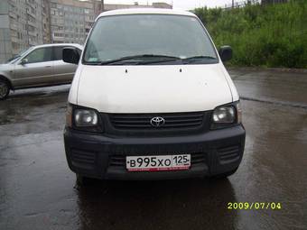 2003 Toyota Lite Ace Van Pics