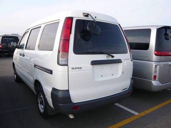 2004 Toyota Lite Ace Van Pictures