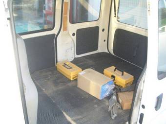 2005 Toyota Lite Ace Van Photos