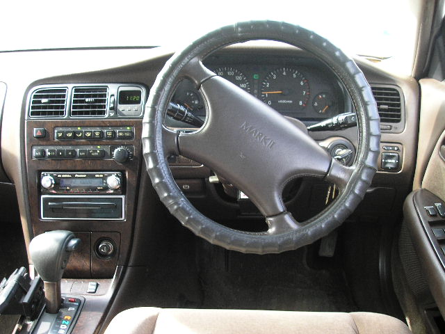 1993 Toyota Mark II Photos
